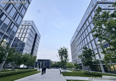 物业由中宙物业办事